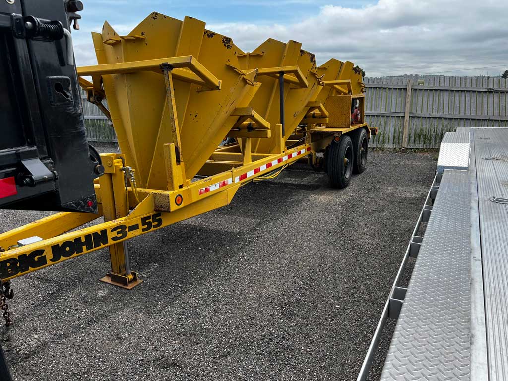 1999 model 3-pod 55” trailer