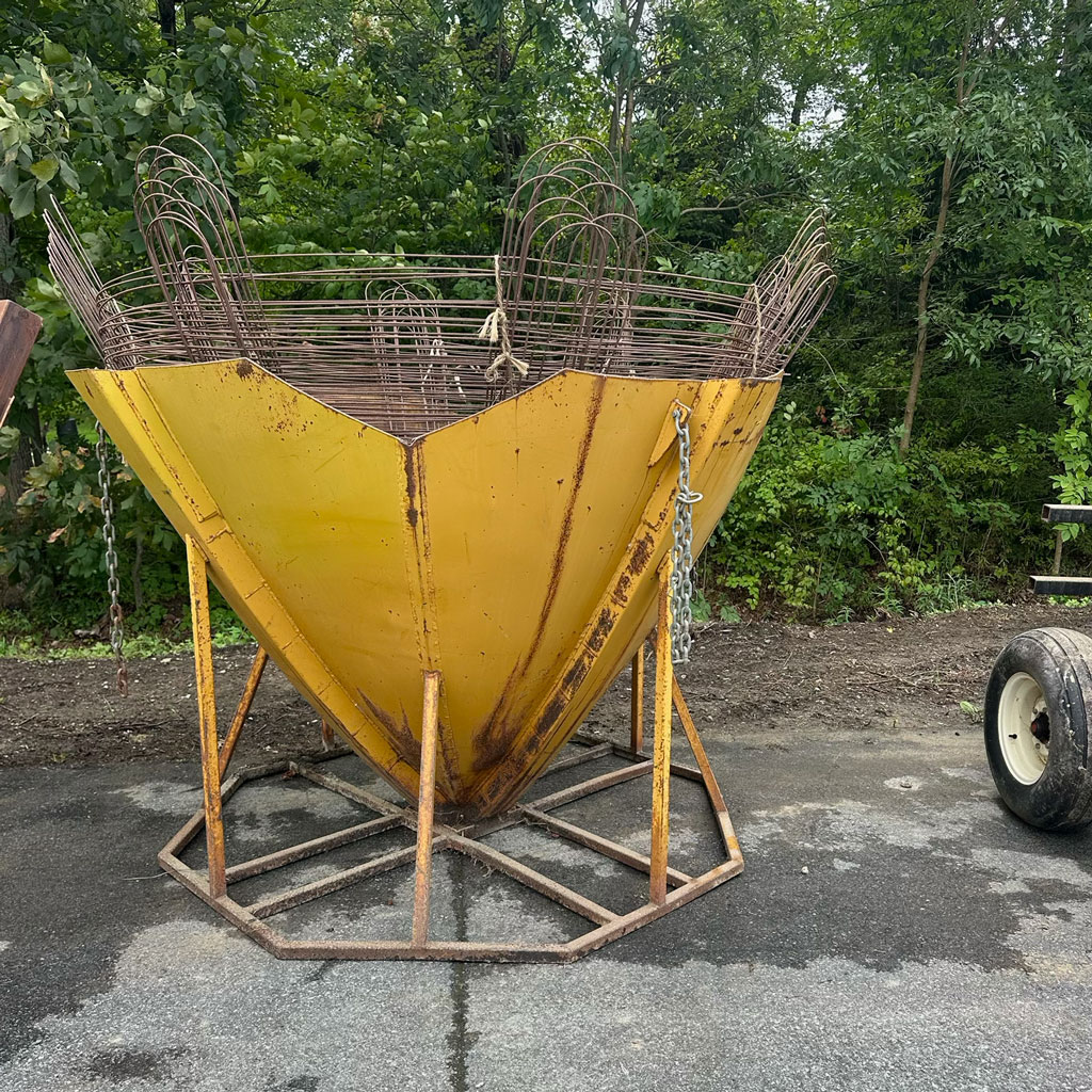 90” Free Standing Pod